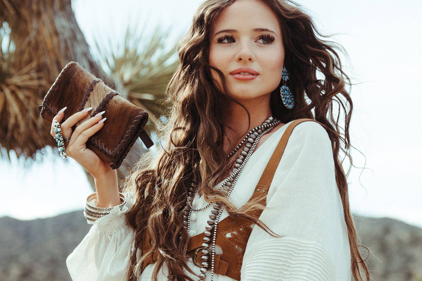 The Louvelle Cowhide Purse a Haute Southern Hyde