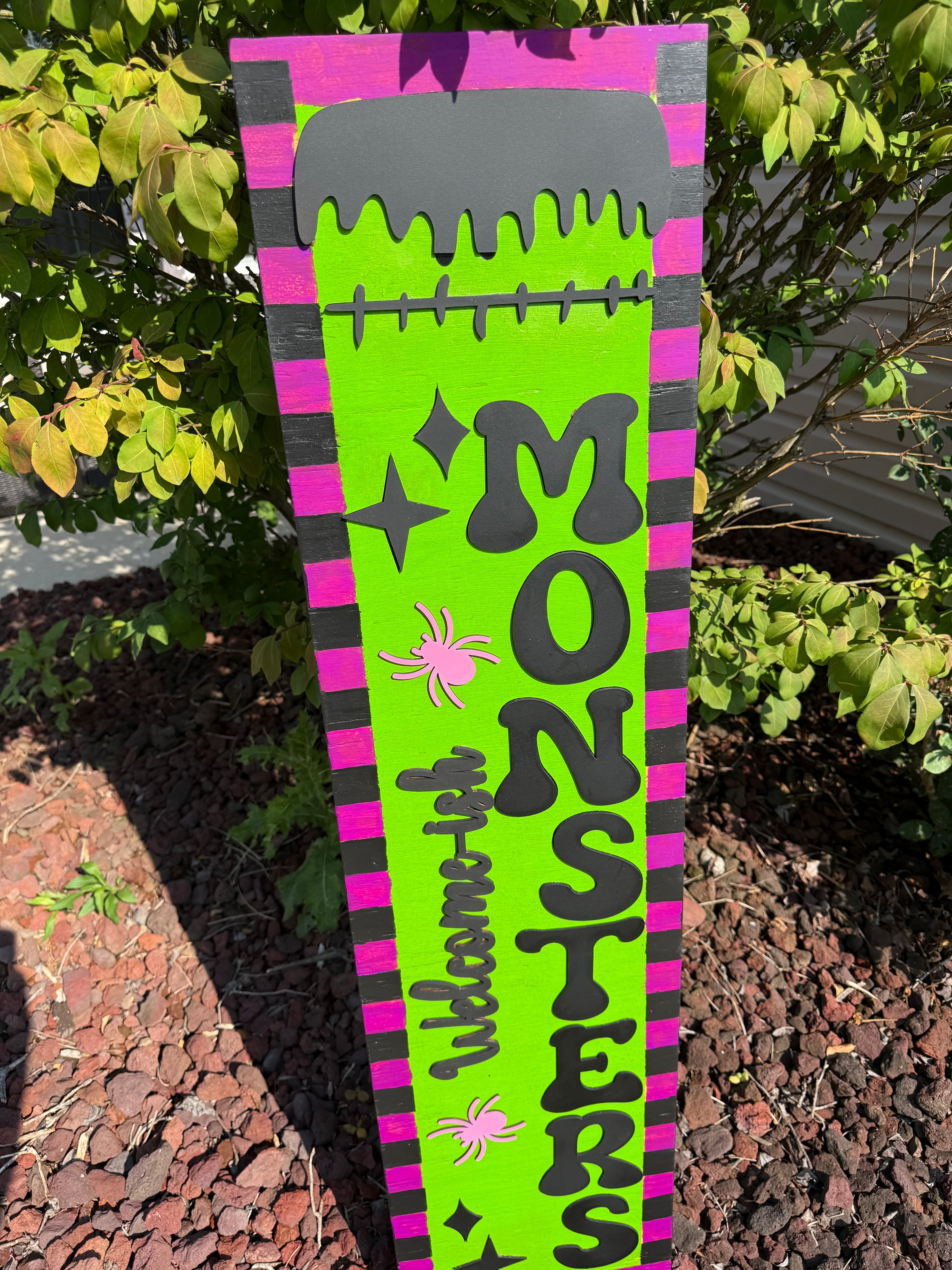 Welcome-ish Monster Leaner Sign