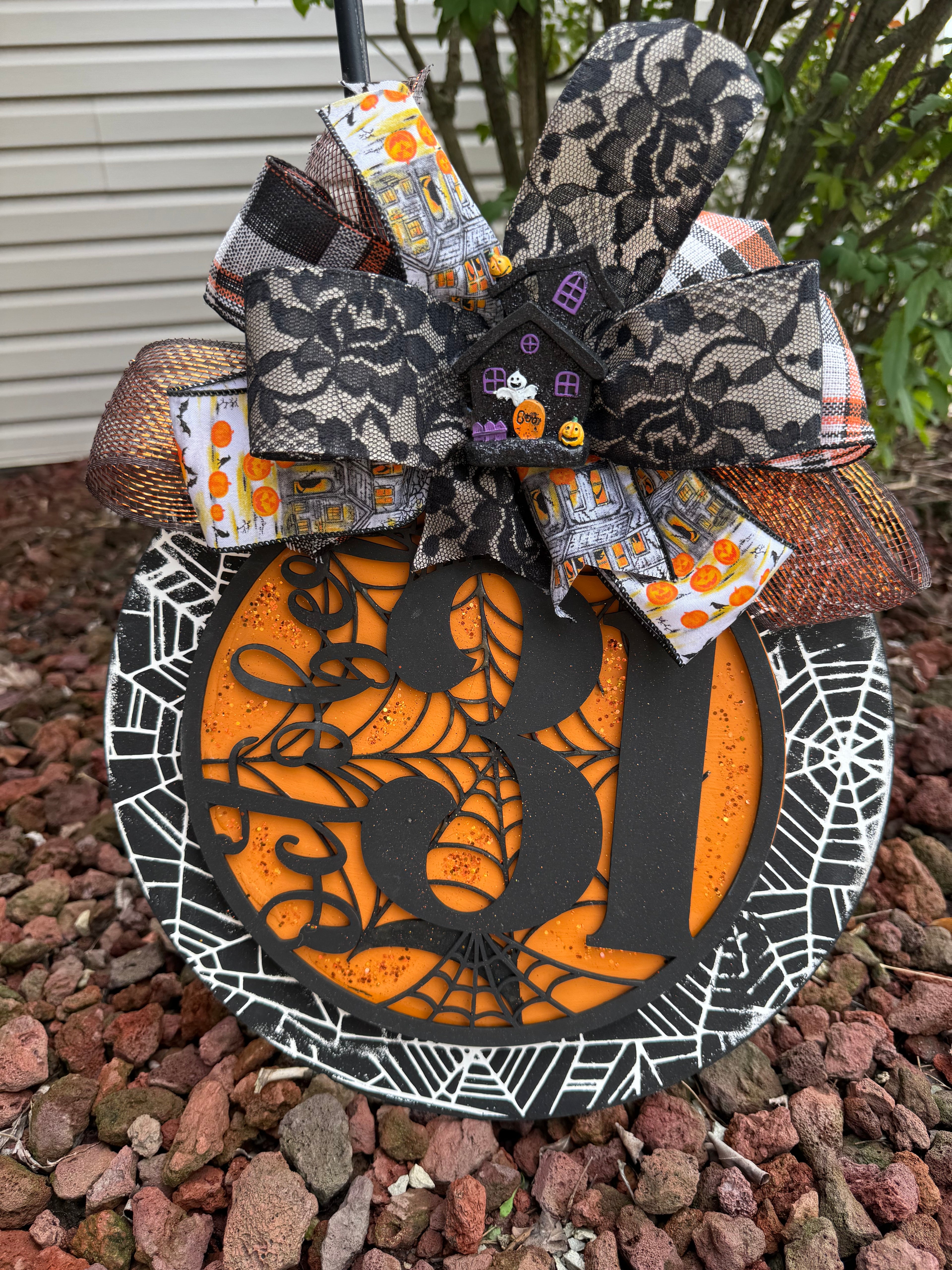 Spooky Spiderweb Oct 31st wooden round door decor