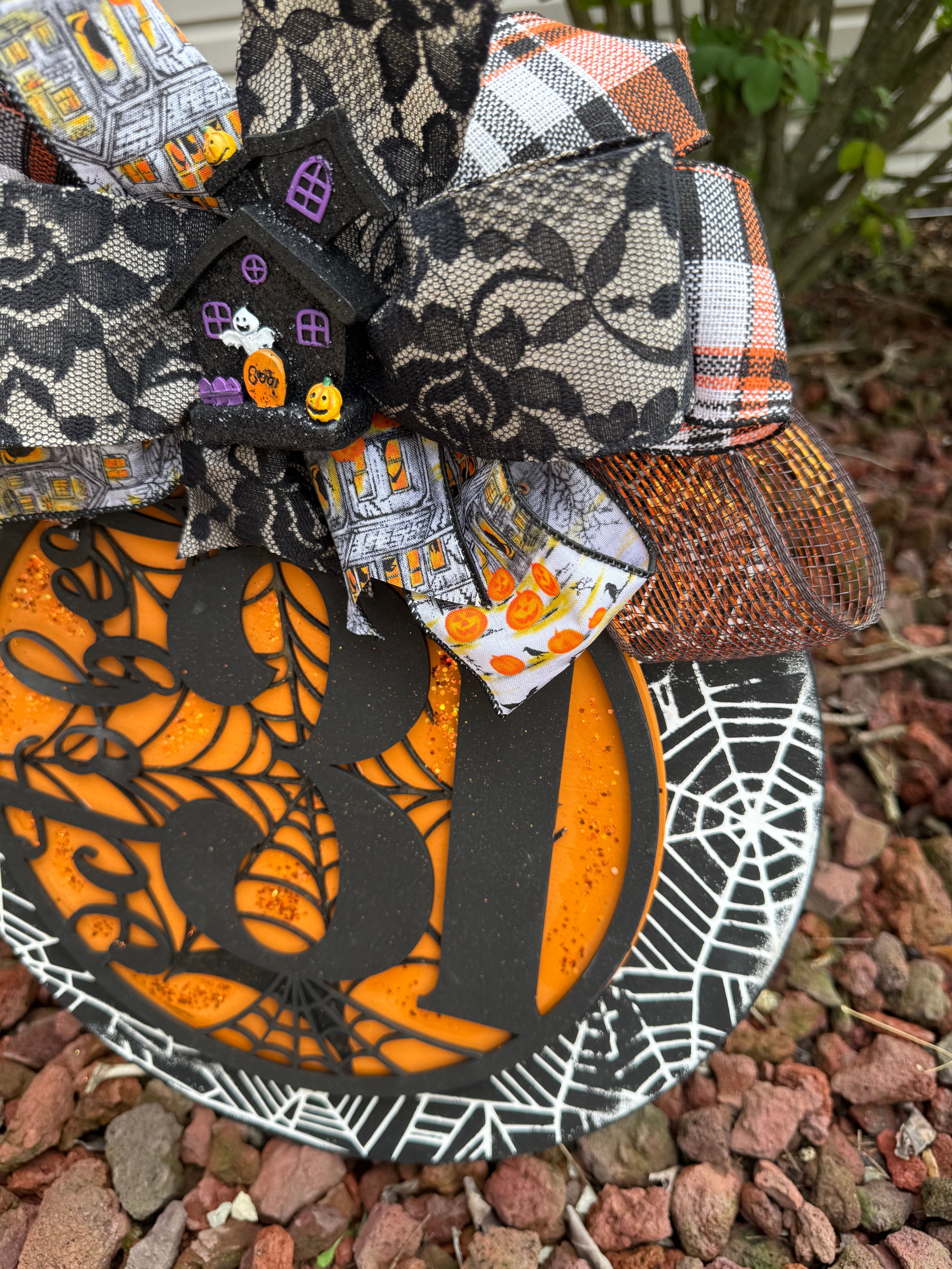 Spooky Spiderweb Oct 31st wooden round door decor