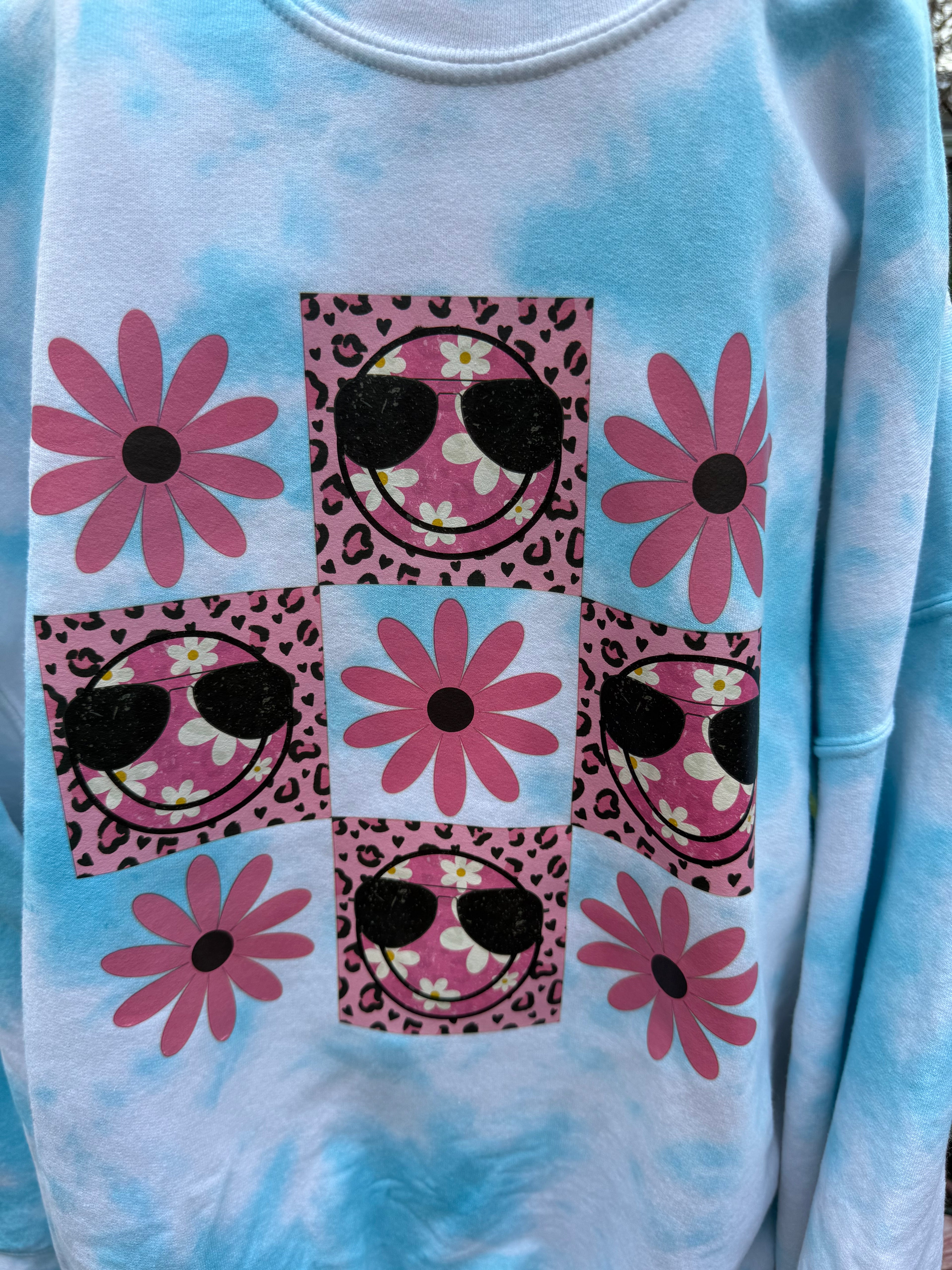 pink daisy bleached Sweatshirt